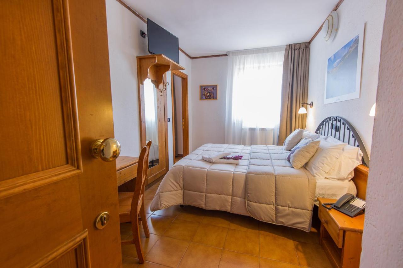 Hotel Iris Pescasseroli Esterno foto