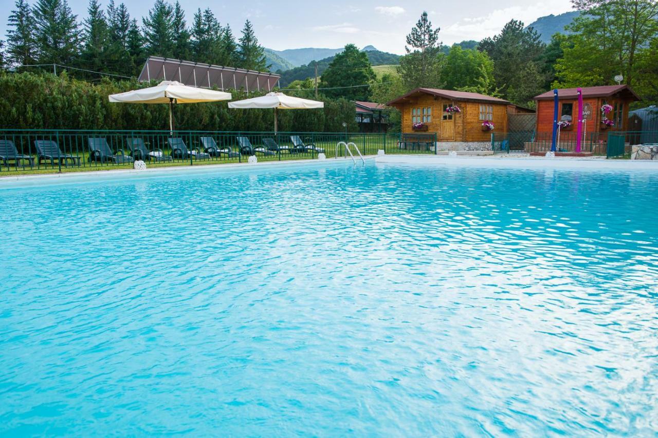 Hotel Iris Pescasseroli Esterno foto